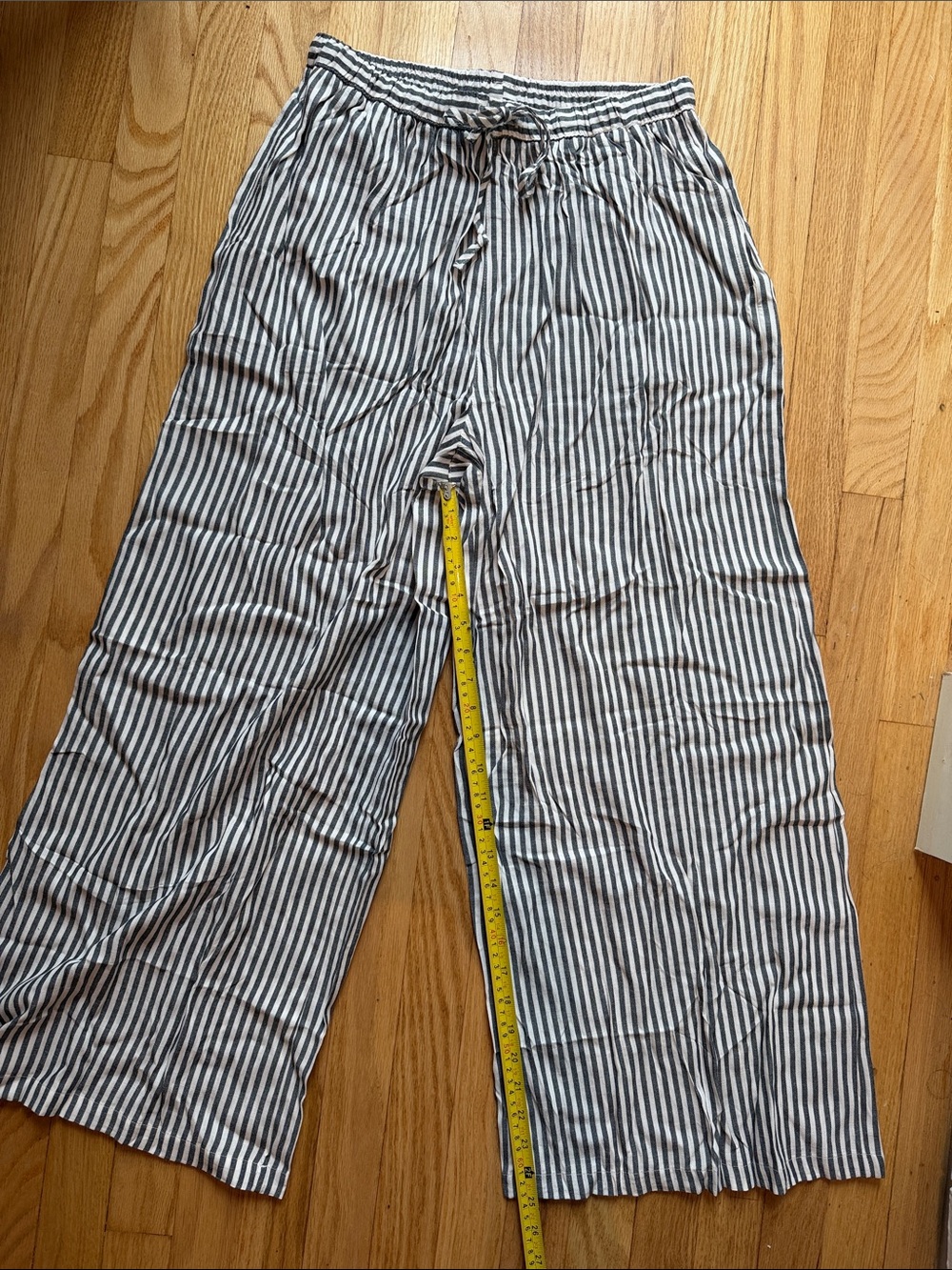 Striped Wide-Leg Linen Blend Pants — Dark Grey & White